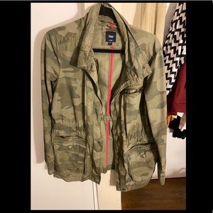 Gap cargo style camp jacket